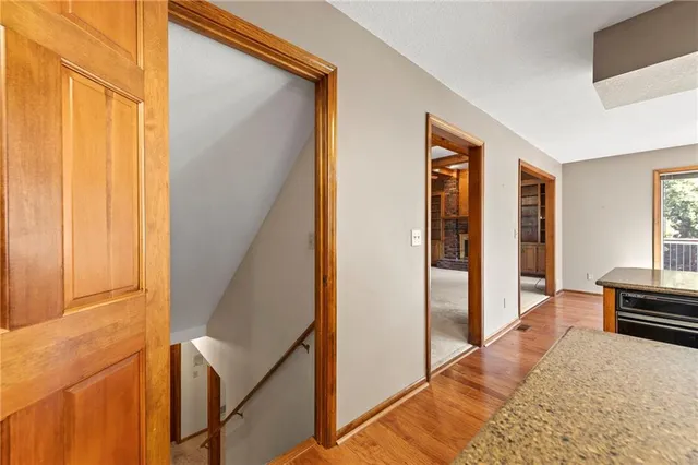 $525,000 | 1606 Northeast 100th Court, Kansas City, MO 64155