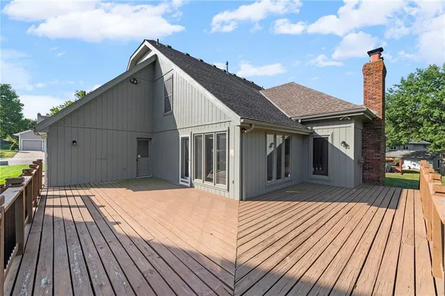 $525,000 | 1606 Northeast 100th Court, Kansas City, MO 64155