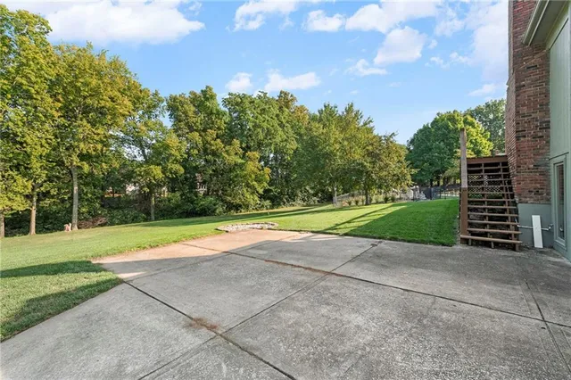 $525,000 | 1606 Northeast 100th Court, Kansas City, MO 64155