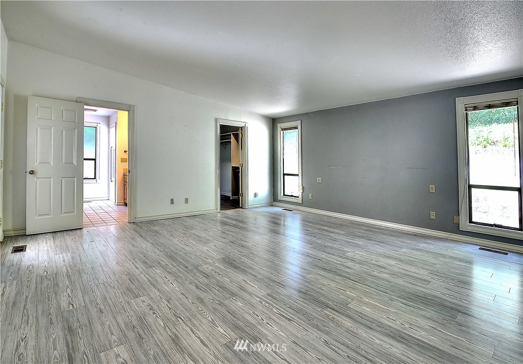 6711 Phillips Road Southwest Lakewood, WA 98498 - Photo 22 of 38 Gallery Image 22