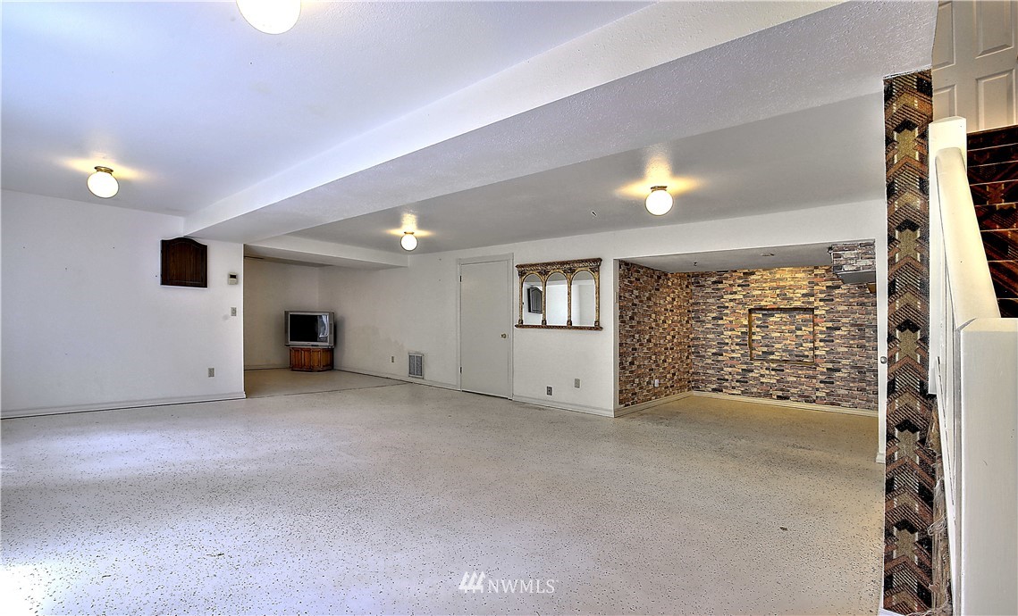 6711 Phillips Road Southwest Lakewood, WA 98498 - Photo 31 of 38 Gallery Image 31