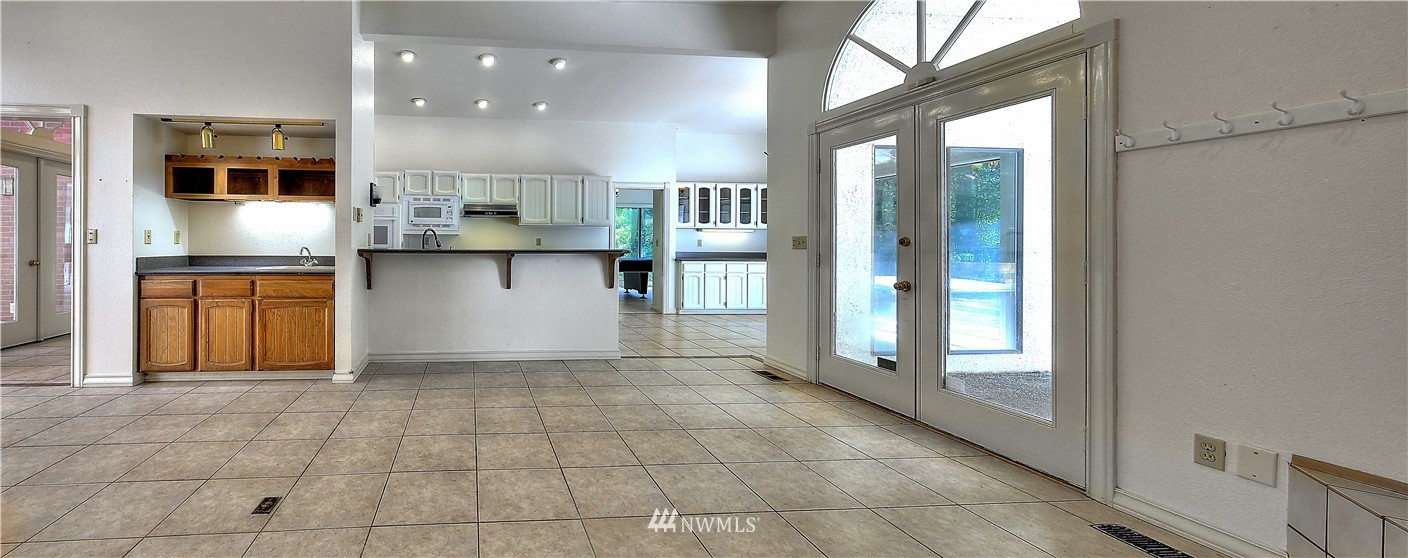 6711 Phillips Road Southwest Lakewood, WA 98498 - Photo 8 of 38 Gallery Image 8