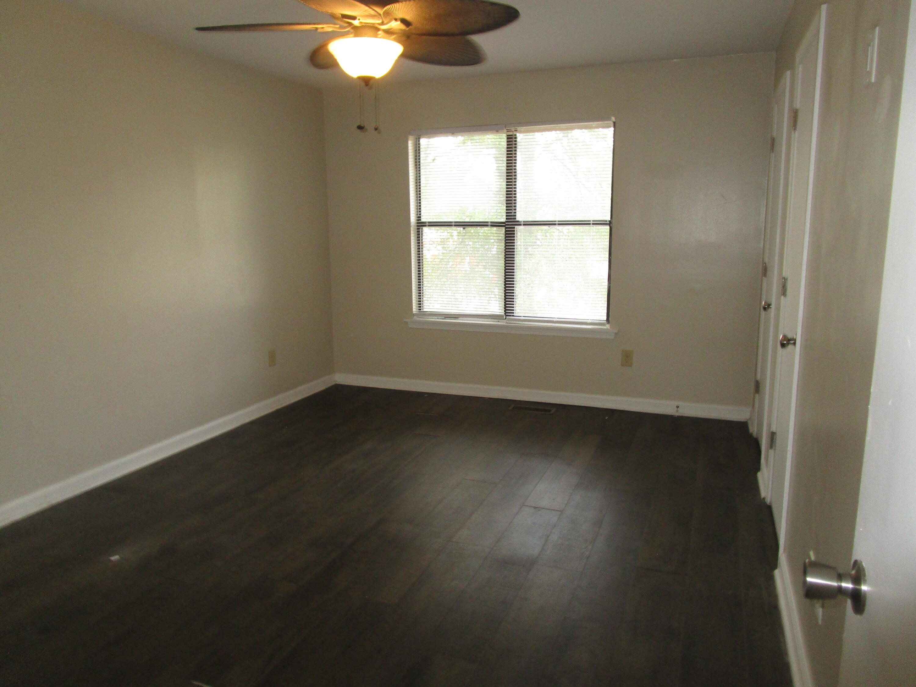 1956 Gion Street Sumter, SC 29150 - Photo 11 of 14 IMG_5016