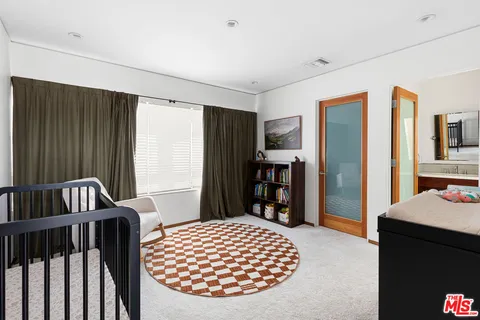 $2,995,000 | 414 North Vista Street, Los Angeles, CA 90036