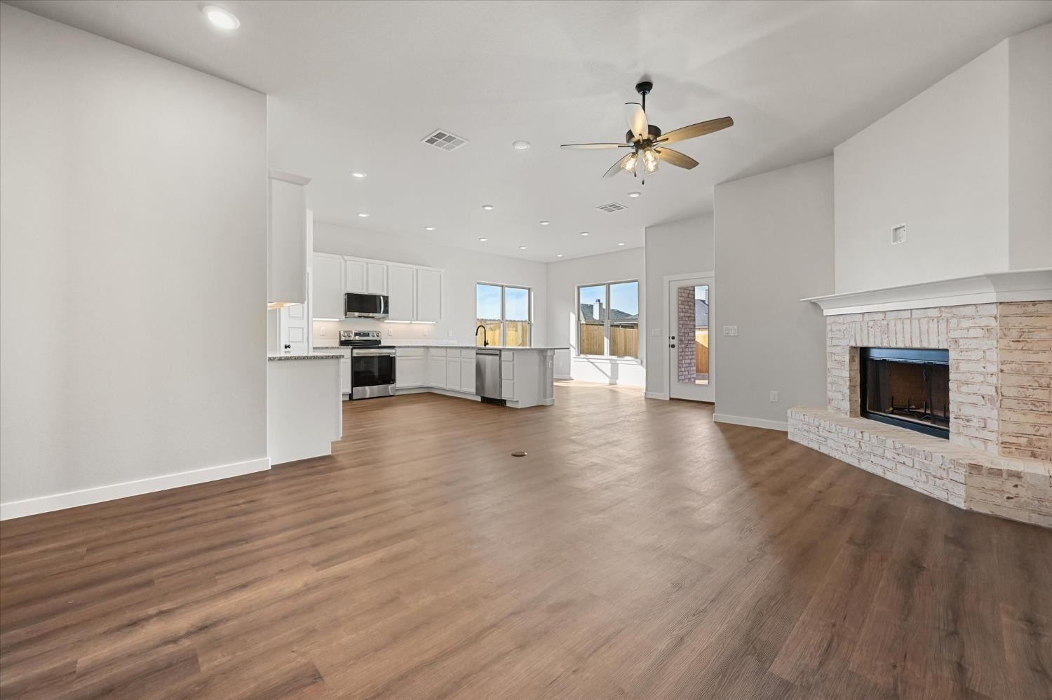 7418 30th Street Lubbock, TX 79407 - Photo 3 of 25 Photo 3