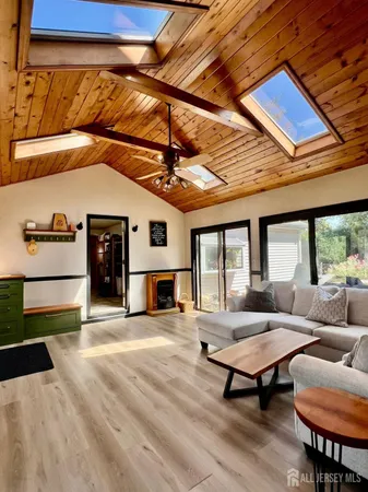 $3,400 | 265 Friendship Road, Cranbury, NJ 08512