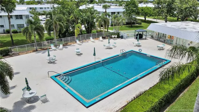 $1,500 | 2929 Southeast Ocean Boulevard, Unit 1049, Stuart, FL 34996