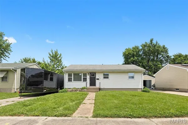 $124,900 | 3128 Aubrey Avenue, Granite City, IL 62040