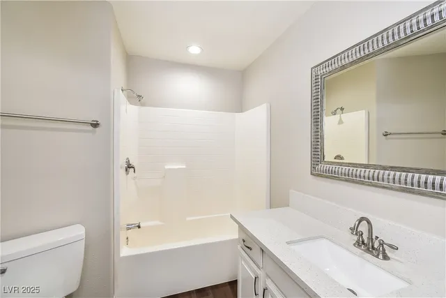 $1,975 | 2208 Demetrius Avenue, Las Vegas, NV 89101