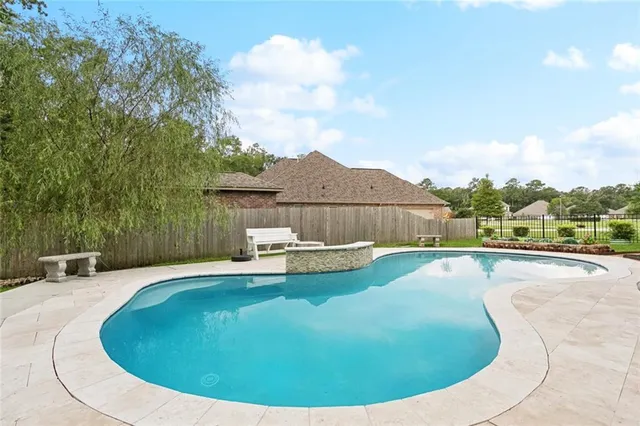 $480,000 | 327 Saw Grass Loop, Covington, LA 70435