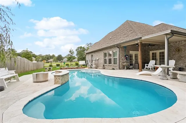 $480,000 | 327 Saw Grass Loop, Covington, LA 70435