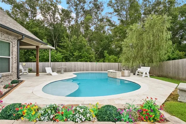 $480,000 | 327 Saw Grass Loop, Covington, LA 70435