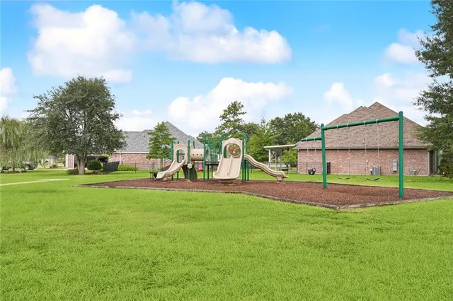 $480,000 | 327 Saw Grass Loop, Covington, LA 70435