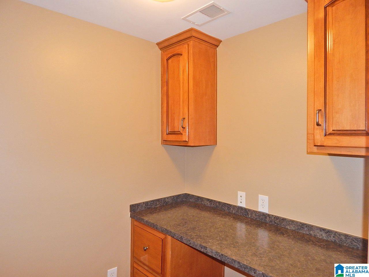 5266 Creekside Loop Birmingham, AL 35244 - Photo 10 of 17