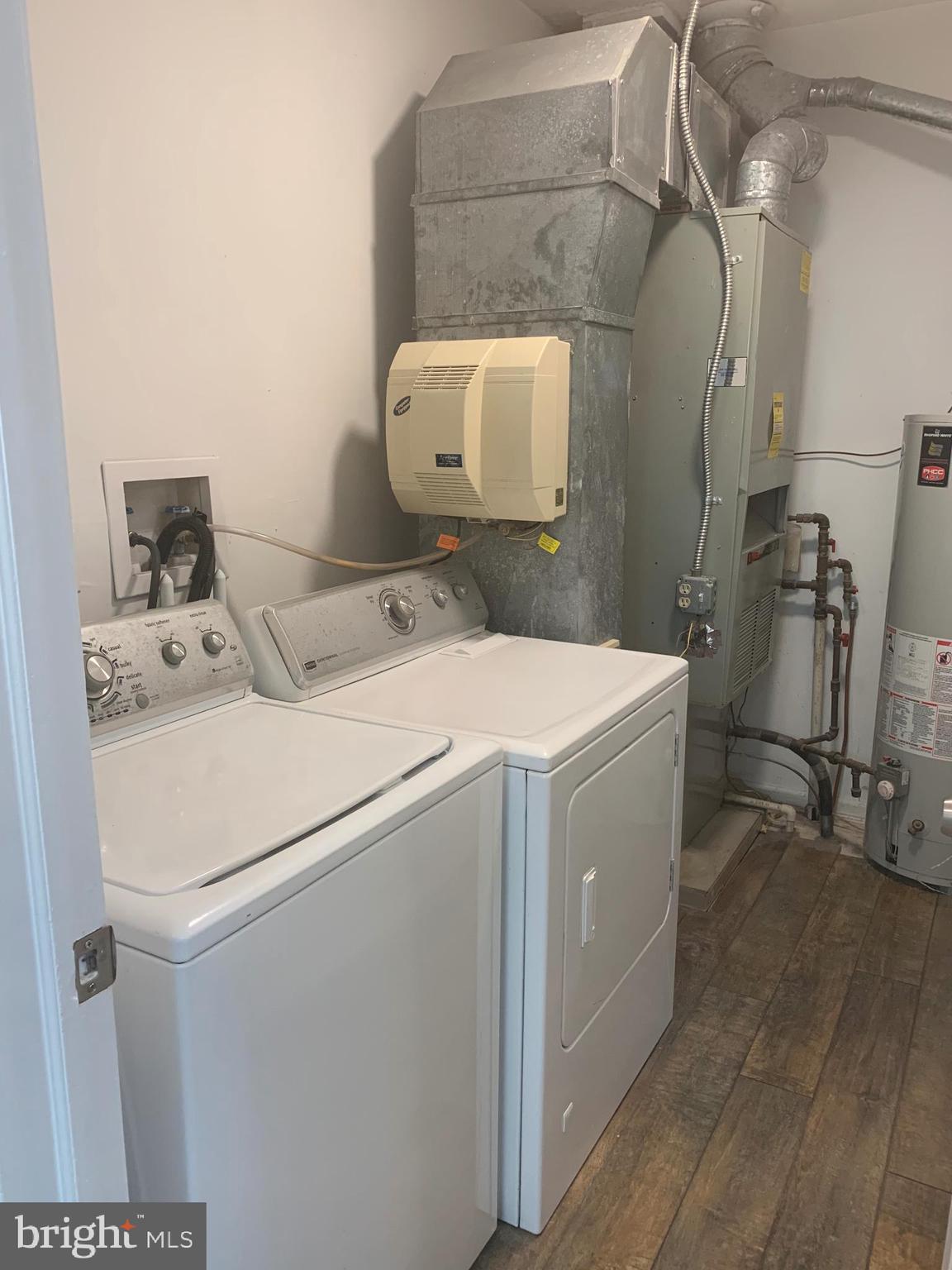 7 Chestertown Road Sicklerville, NJ 08081 - Photo 20 of 21 LAUNDRY ROOM_UTILITIES