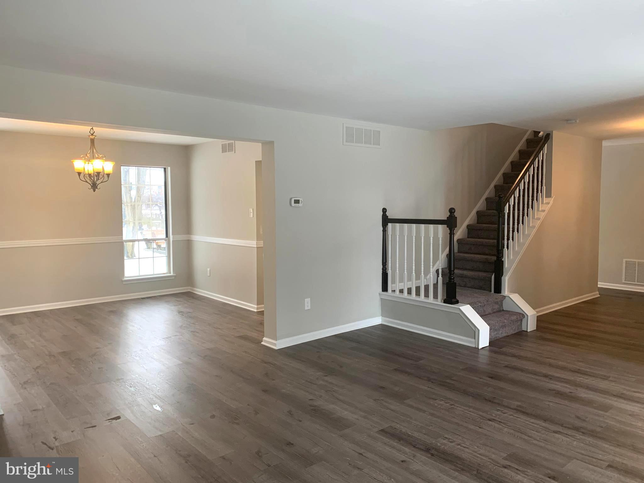7 Chestertown Road Sicklerville, NJ 08081 - Photo 3 of 21 FORMAL LIVING_DINING