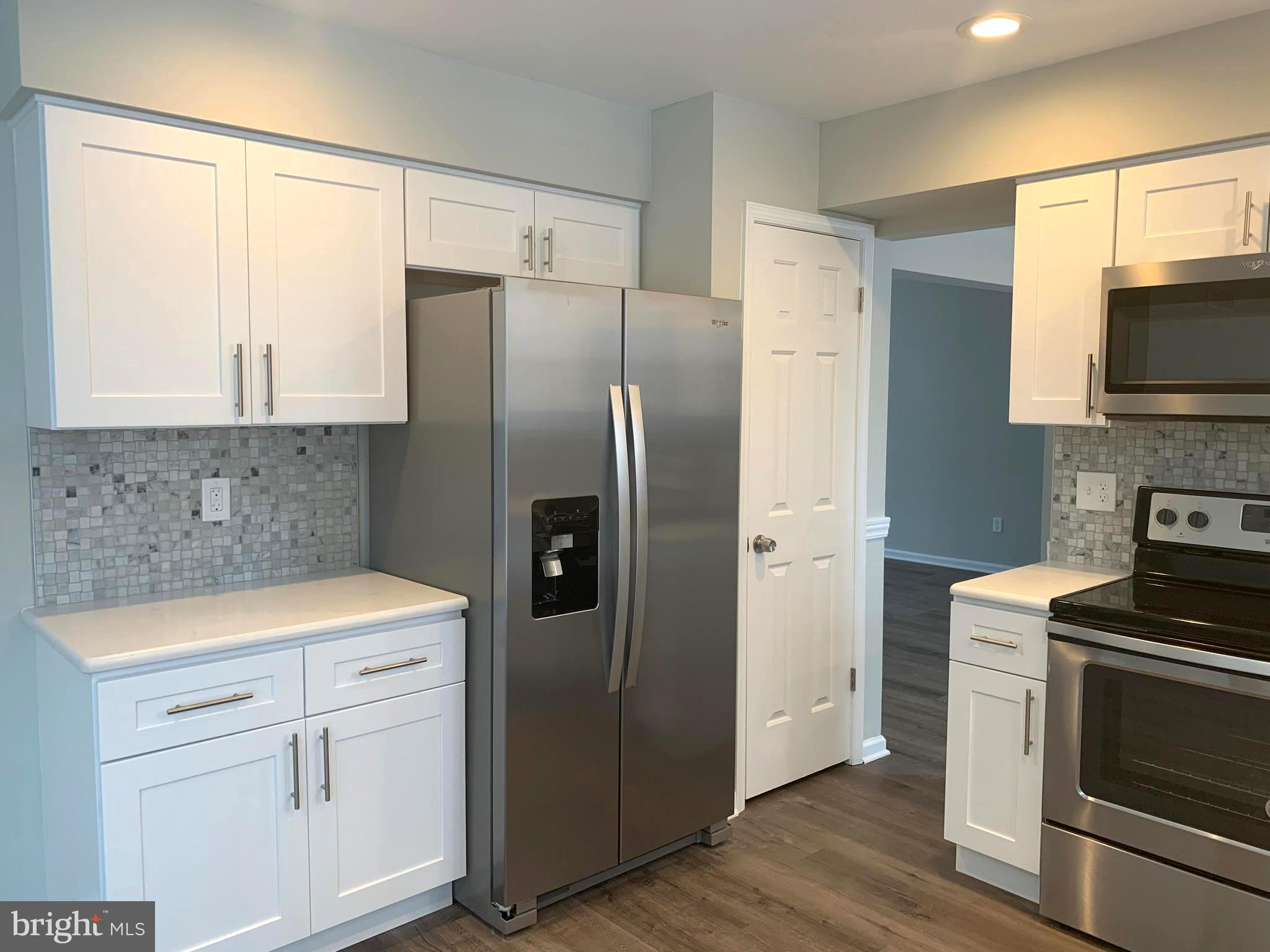 7 Chestertown Road Sicklerville, NJ 08081 - Photo 5 of 21 EAT-IN KITCHEN