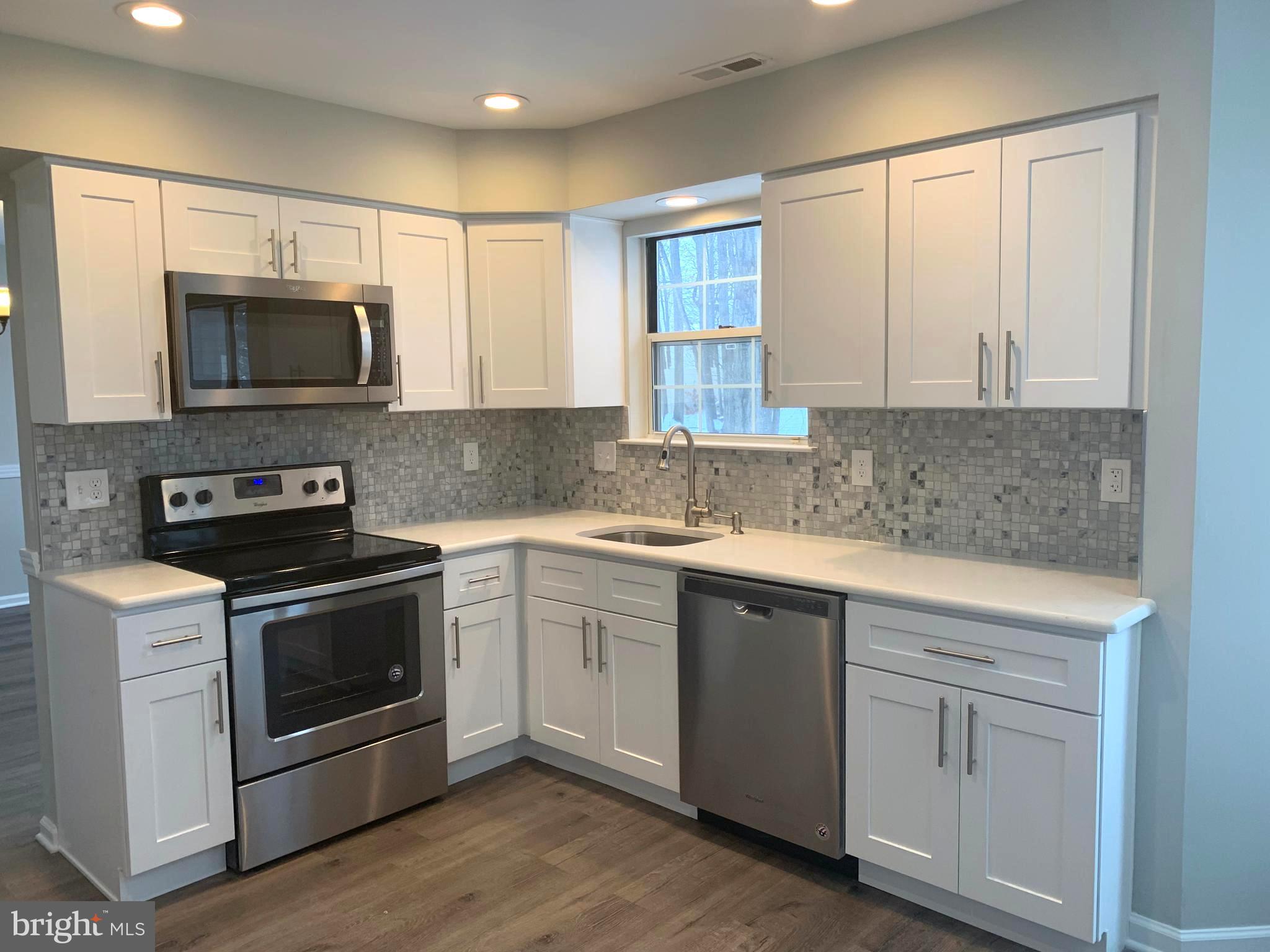 7 Chestertown Road Sicklerville, NJ 08081 - Photo 6 of 21 EAT-IN KITCHEN