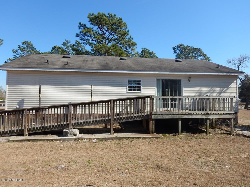 222 Pineview Road Richlands, NC 28574 - Photo 14 of 18 DSCN1522 (Copy)