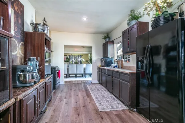 $699,000 | 1041 West 48th Street, Los Angeles, CA 90037
