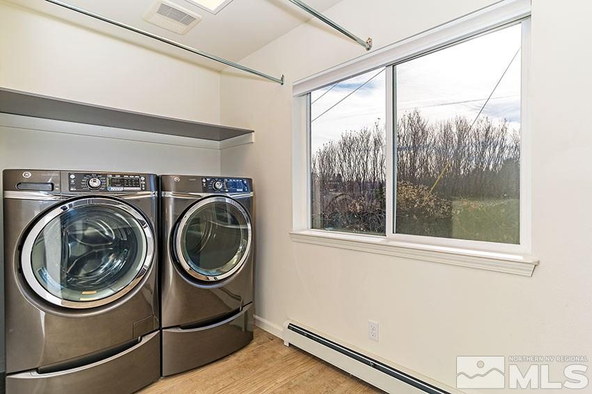 1380 Belford Road Reno, NV 89509 - Photo 16 of 22 a utility room with dryer and washer