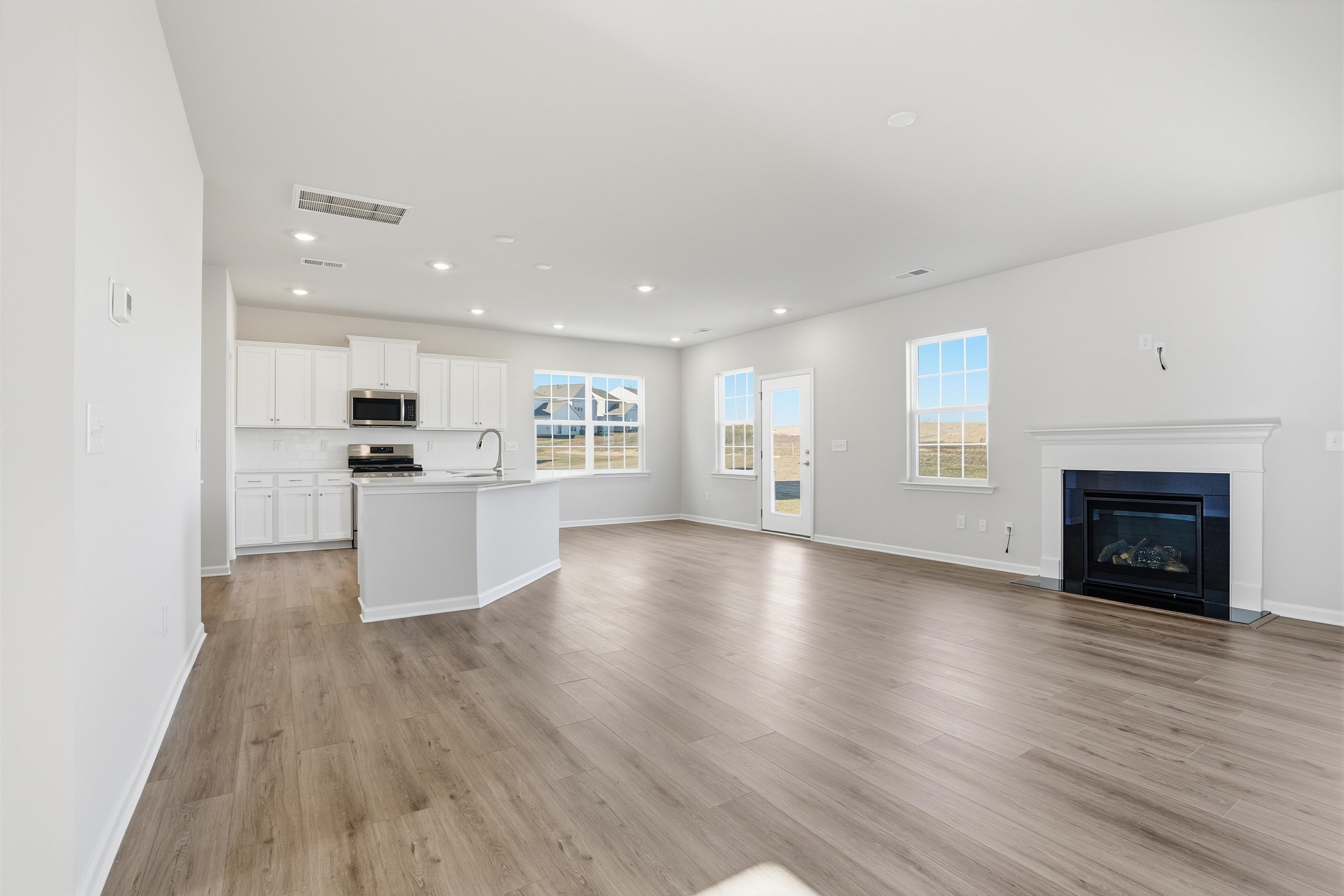 419 Lee's Corner Lane Woodruff, SC 29388 - Photo 7 of 27