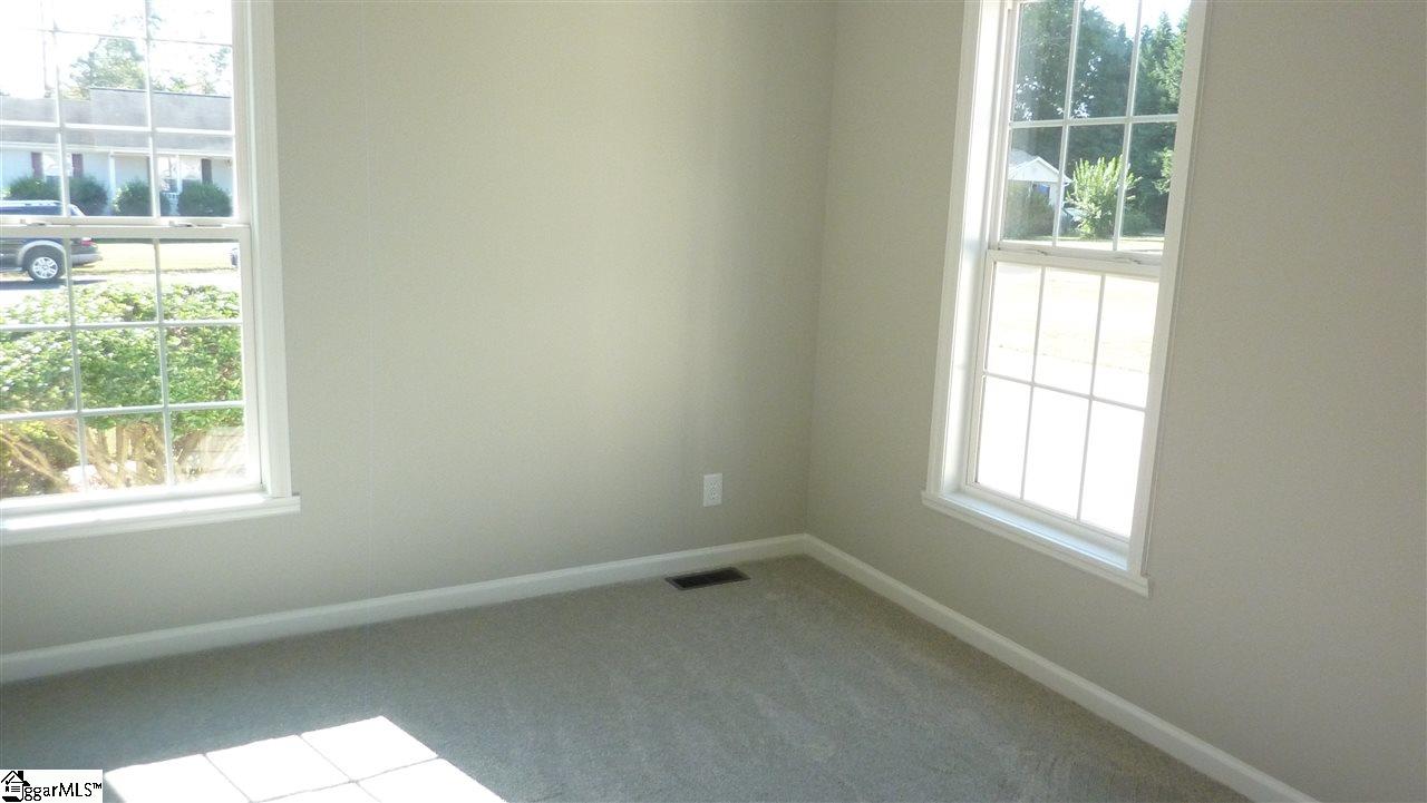 325 Corey Drive Inman, SC 29349 - Photo 11 of 17