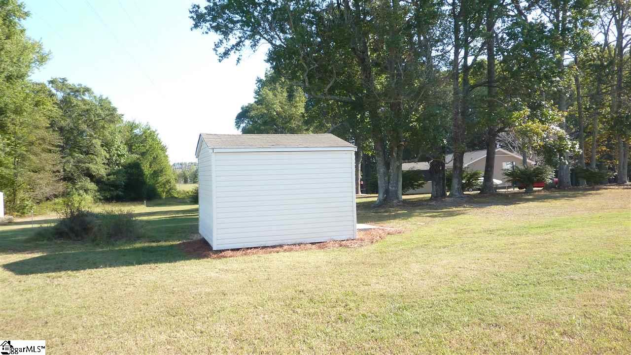 325 Corey Drive Inman, SC 29349 - Photo 14 of 17