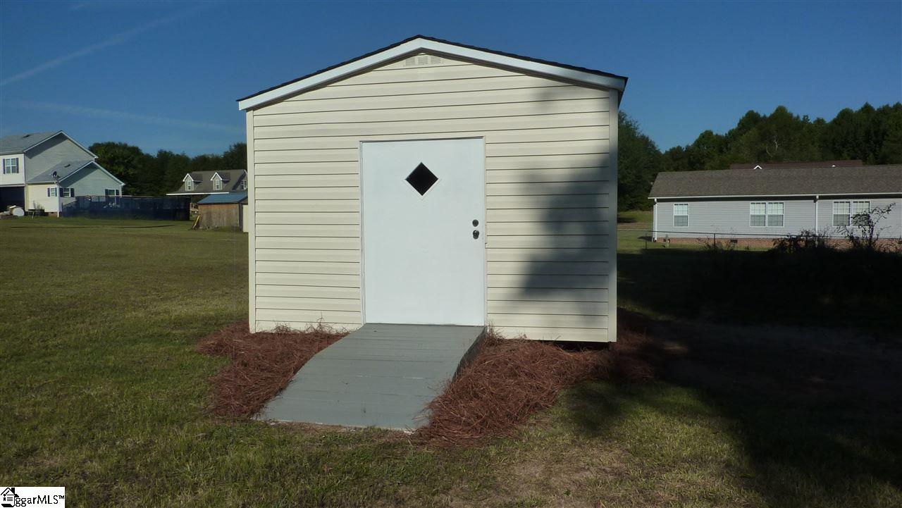 325 Corey Drive Inman, SC 29349 - Photo 15 of 17
