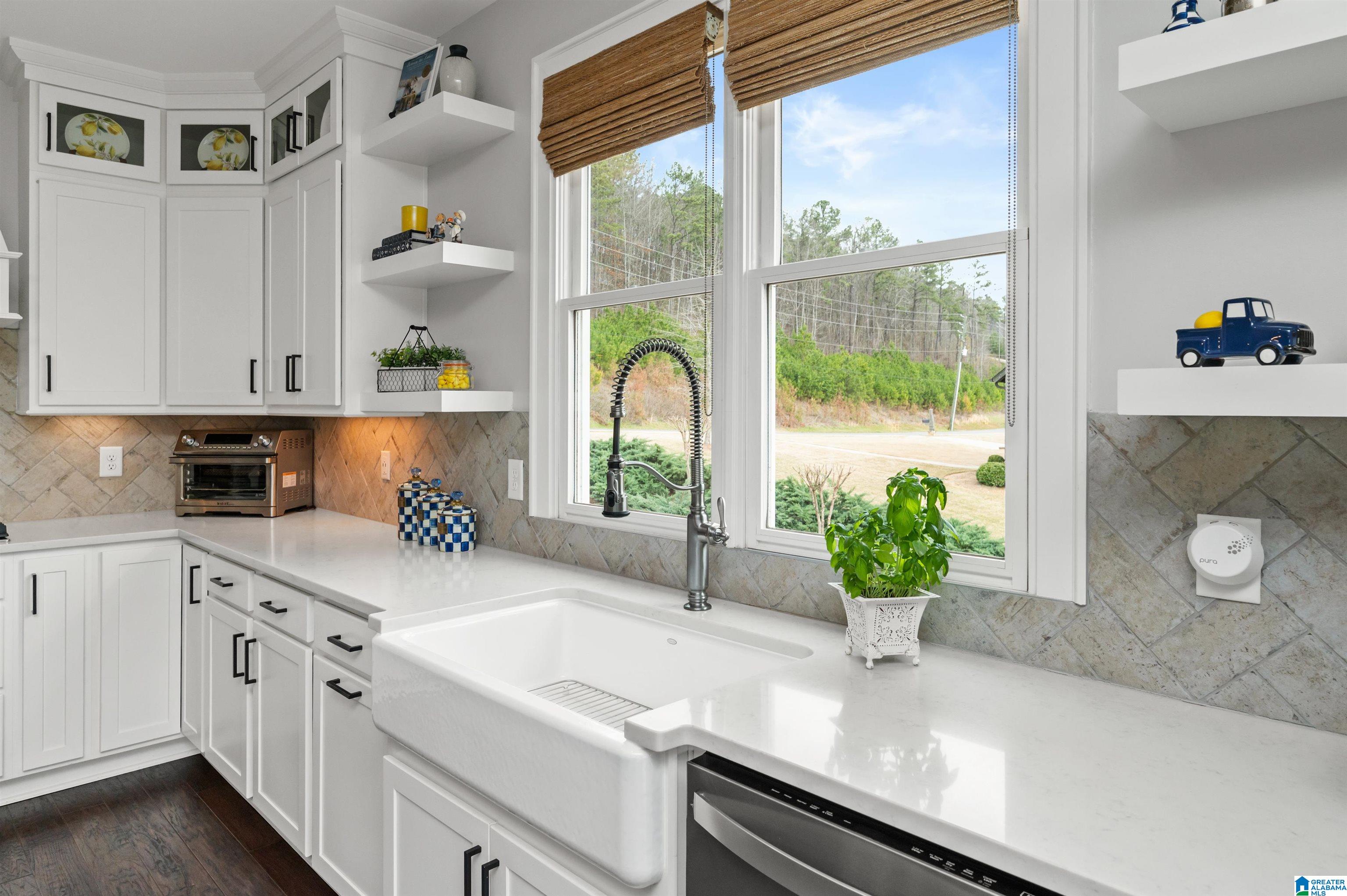 2016 Blackridge Road Birmingham, AL 35244 - Photo 16 of 98