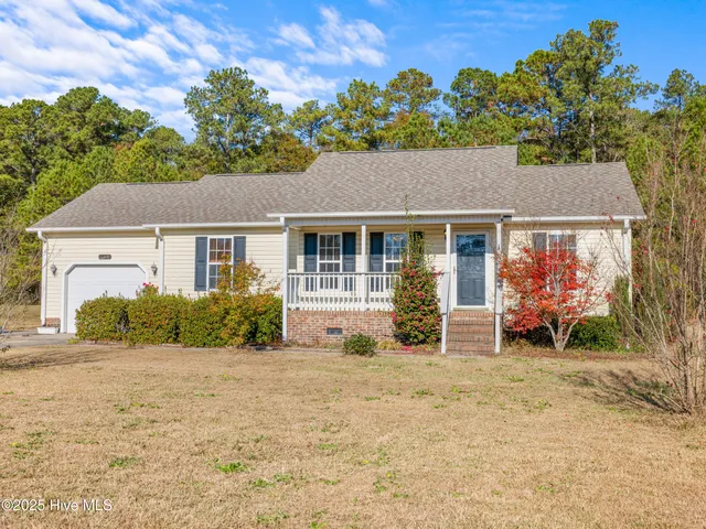 $218,000 | 2618 Pinewood Home Drive, Pink Hill, NC 28572