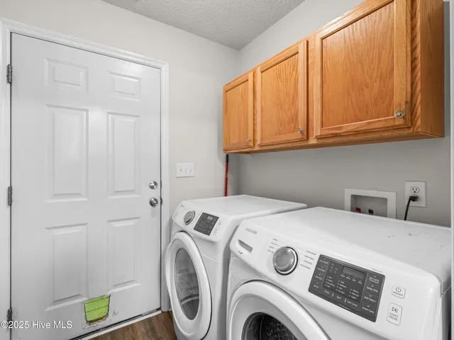 $218,000 | 2618 Pinewood Home Drive, Pink Hill, NC 28572