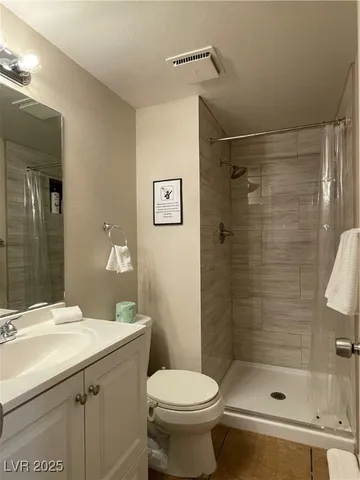 $2,455 | 3823 El Camino Road, Las Vegas, NV 89103