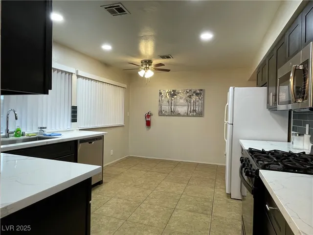 $2,455 | 3823 El Camino Road, Las Vegas, NV 89103