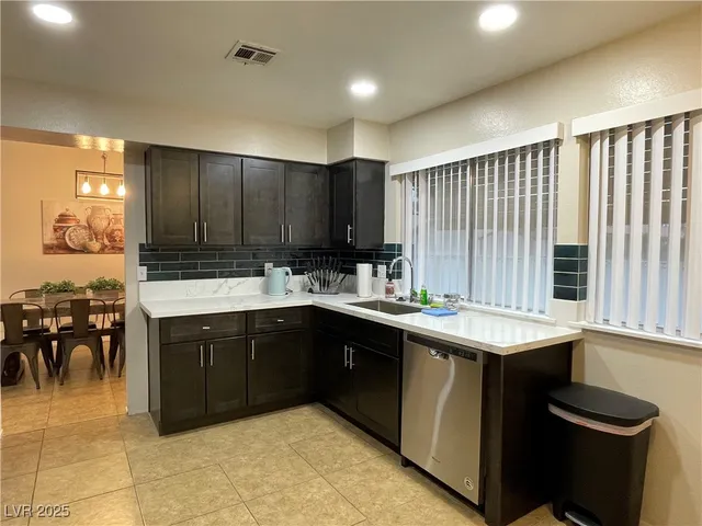 $2,455 | 3823 El Camino Road, Las Vegas, NV 89103
