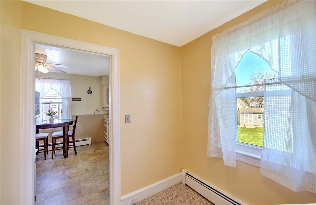 419 George Waterman Road Johnston, RI 02919 - Photo 8 of 31