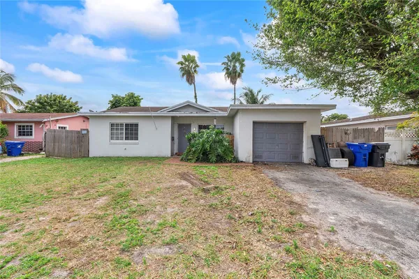 $365,000 | 6810 Merion Court, North Lauderdale, FL 33068