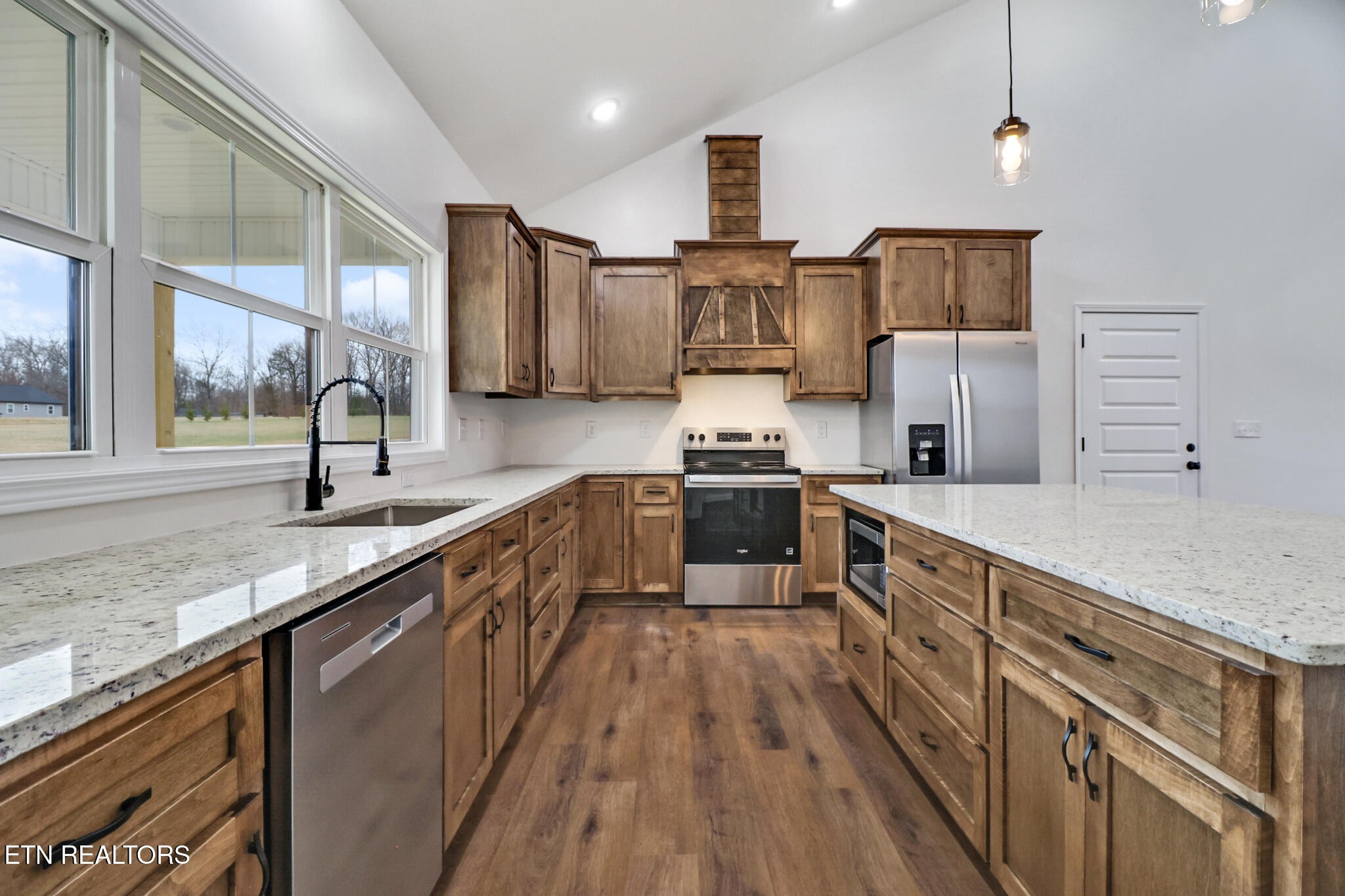 225 Georgee Road Jamestown, TN 38556 - Photo 15 of 30