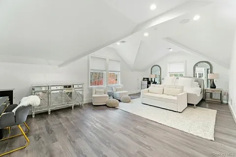 $1,350,000 | 33 De Liso Lane, Mahopac, NY 10541