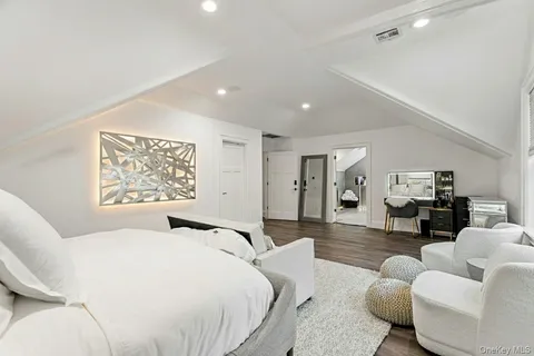 $1,350,000 | 33 De Liso Lane, Mahopac, NY 10541