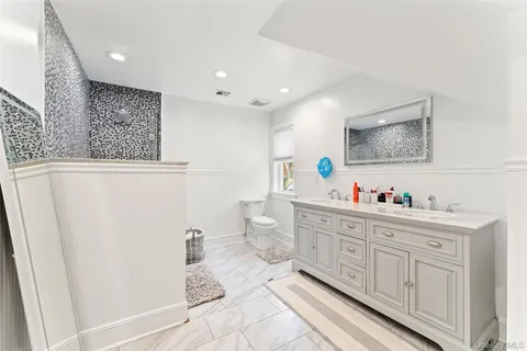 $1,350,000 | 33 De Liso Lane, Mahopac, NY 10541