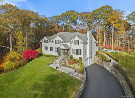 $1,350,000 | 33 De Liso Lane, Mahopac, NY 10541