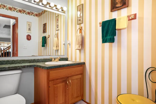 $549,900 | 1075 Lauderdale North, Onalaska, WI 54650