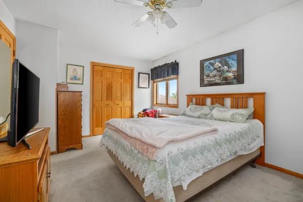 $549,900 | 1075 Lauderdale North, Onalaska, WI 54650