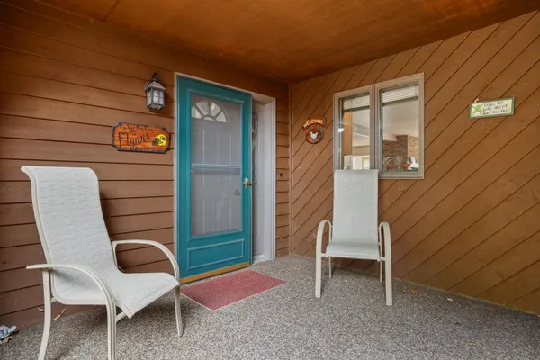 $549,900 | 1075 Lauderdale North, Onalaska, WI 54650