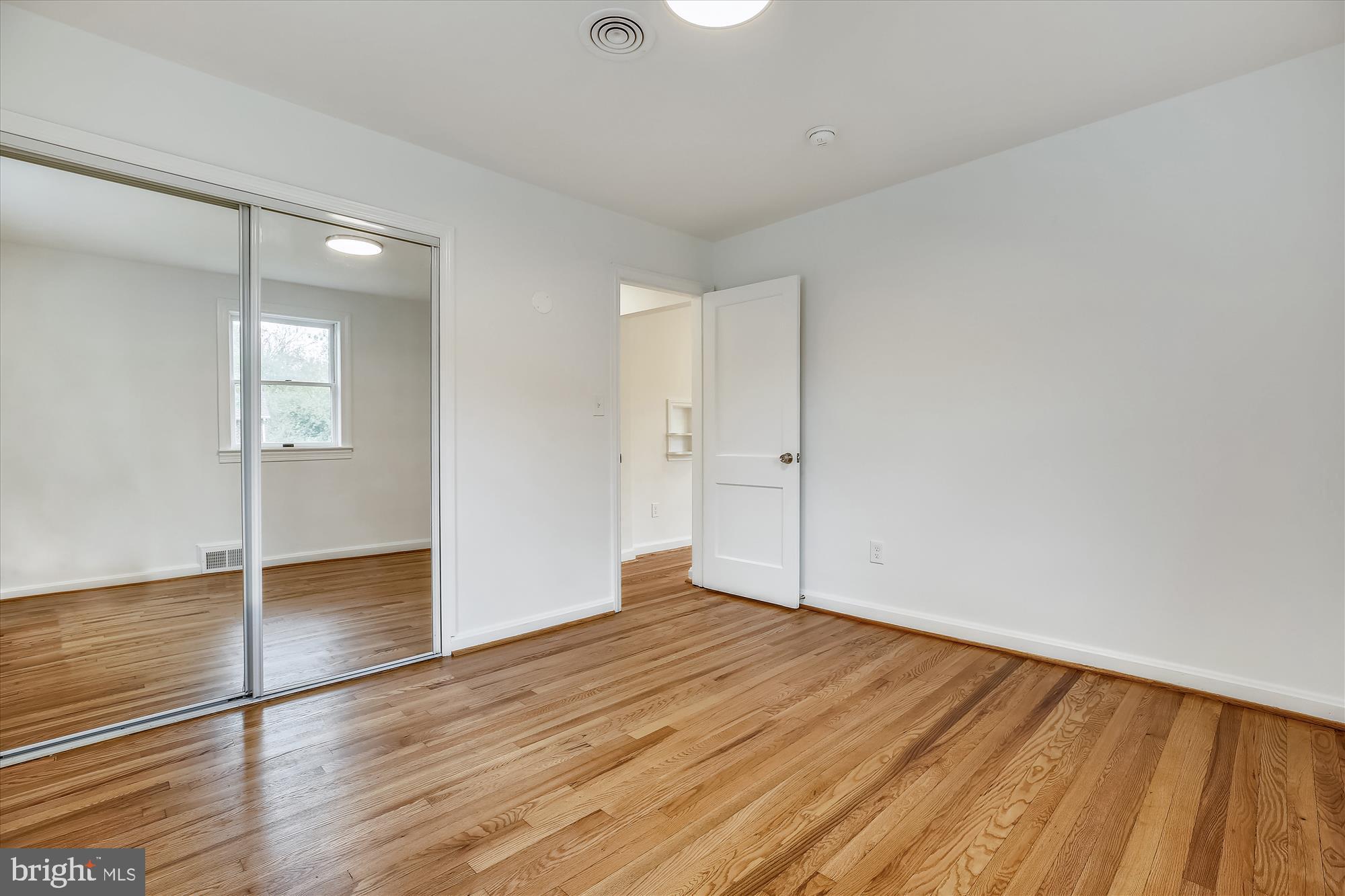 2403 Darrow Street Silver Spring, MD 20902 - Photo 21 of 63 Bedroom 2