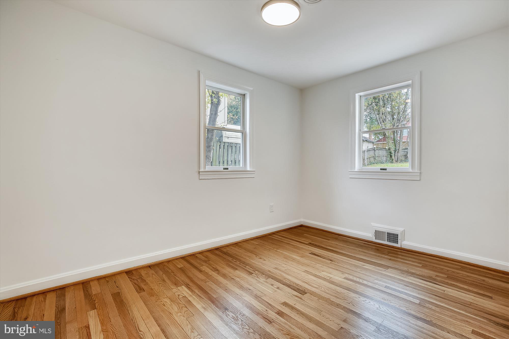 2403 Darrow Street Silver Spring, MD 20902 - Photo 23 of 63