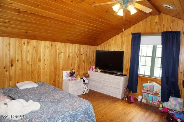 $297,500 | 166 Lake Road, Beaufort, NC 28516