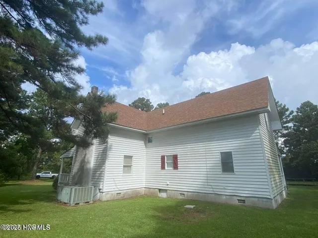 $297,500 | 166 Lake Road, Beaufort, NC 28516