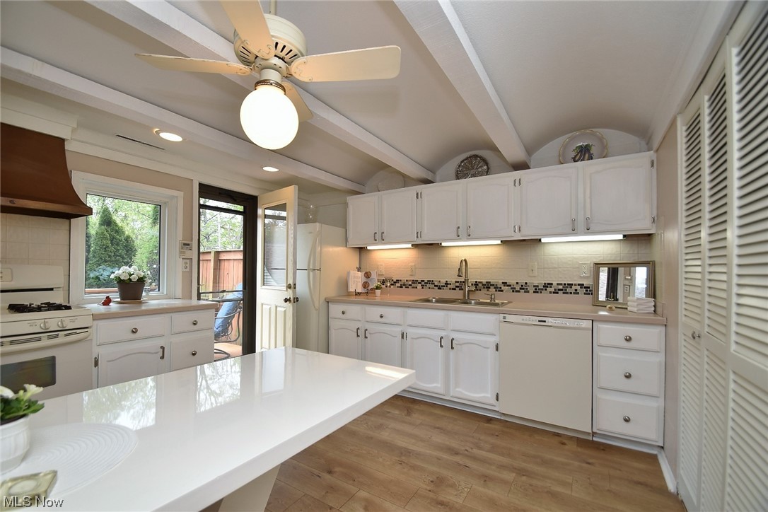 998 Som Center Road, Unit D1 Cleveland, OH 44143 - Photo 9 of 35 Gallery Image 9